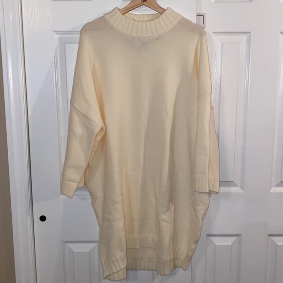 Ivory Knit Maxine Dress
TUCKERNUCK - Picture 6 of 10